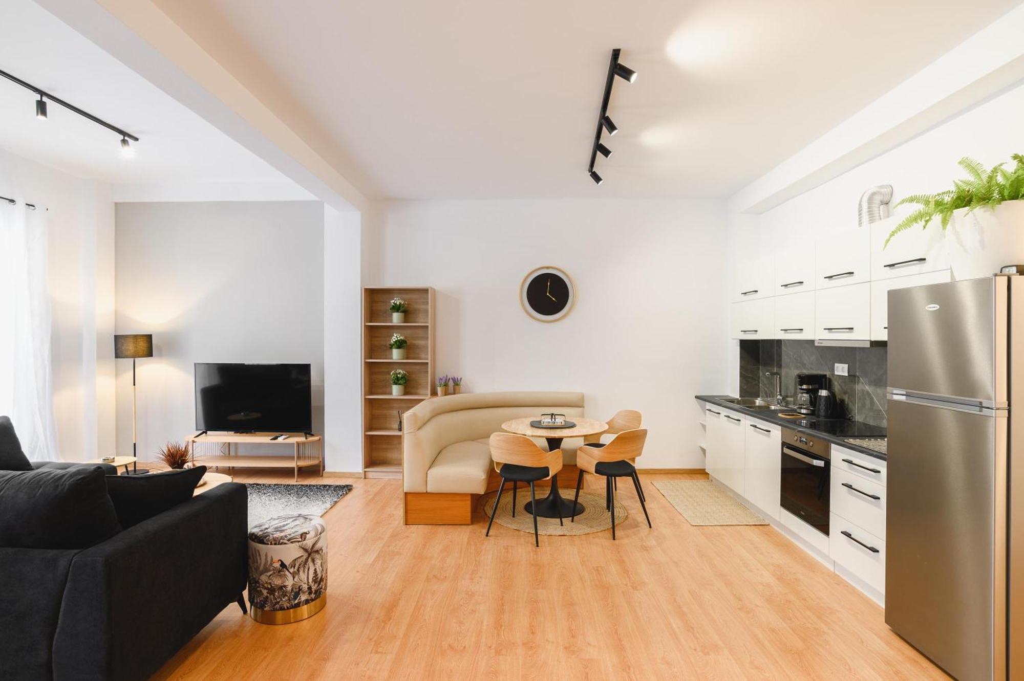 Mandraki City Center Apartments Rhodes City Exterior foto